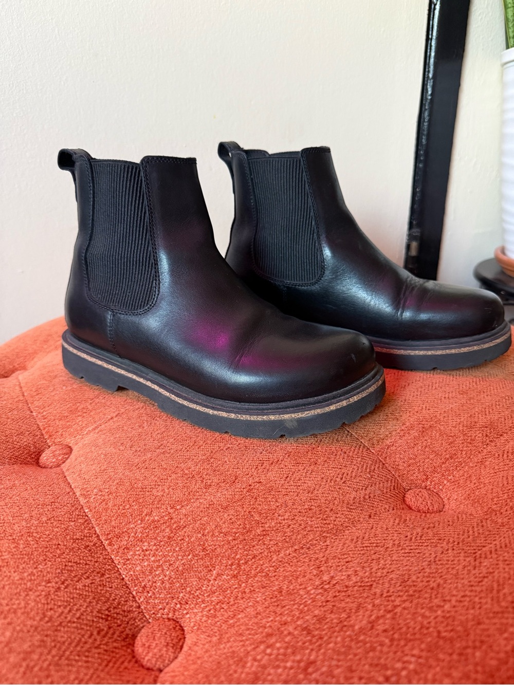 Birkenstock unisex Black Leather Chukka Chelsea Boots